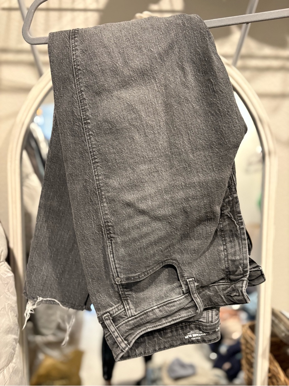 Old Navy Women's Gray Straight-Leg Jeans